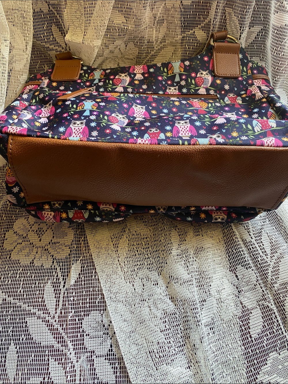Lily Bloom Navy Owl Print Shoulder Bag with Brown Trim - Picture 4 of 6
